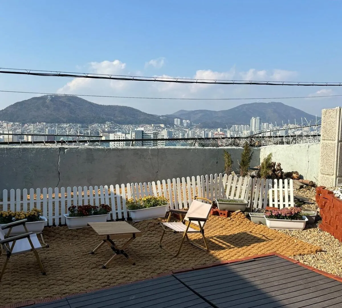 Busan Yeongdo Ilang Ilang 0*,